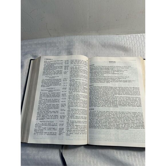 Holman Master Study Bible KJV & User Guide 1981 - Picture 10 of 16